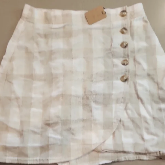 Plaid Button-Front Skirt in Cream - Picture 1 of 3